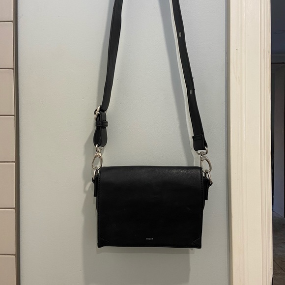 Co-lab crossbody purse with phone holder - Picture 5 of 9